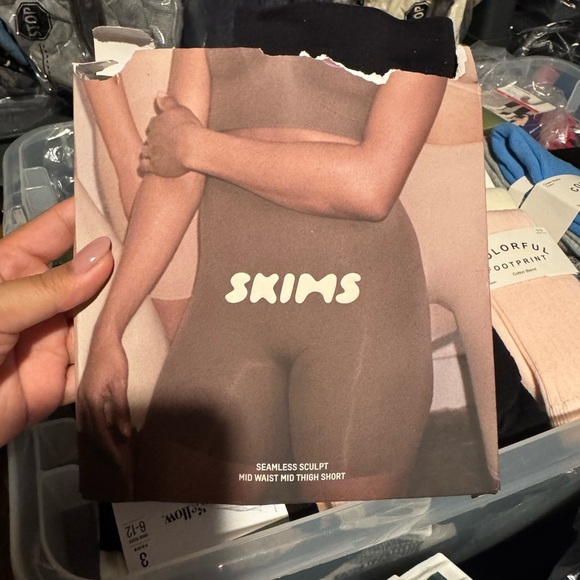 SKIMS Other - Skims 4x
